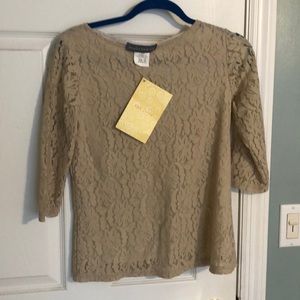 Lace top with liner XS NWT